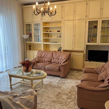 Residenza Sandrini Gambassi Terme Bagian luar foto